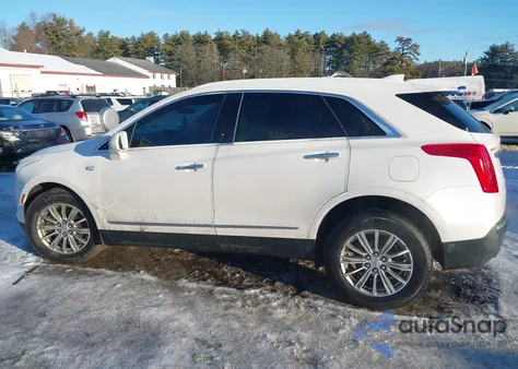 2017 Cadillac Xt5 Luxury z USA, uszkodzony, nr VIN 1GYKNBRS0HZ234067